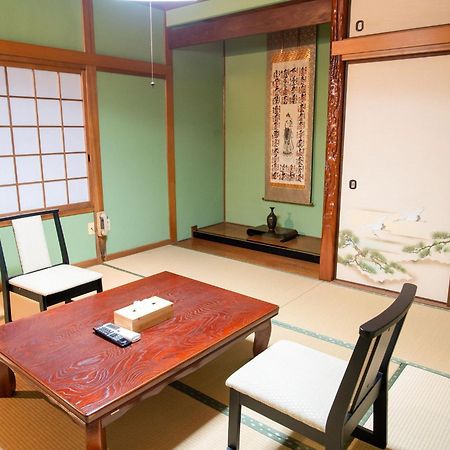 Takayanagi Ryokan - Vacation Stay 88528V Takamatsu Buitenkant foto