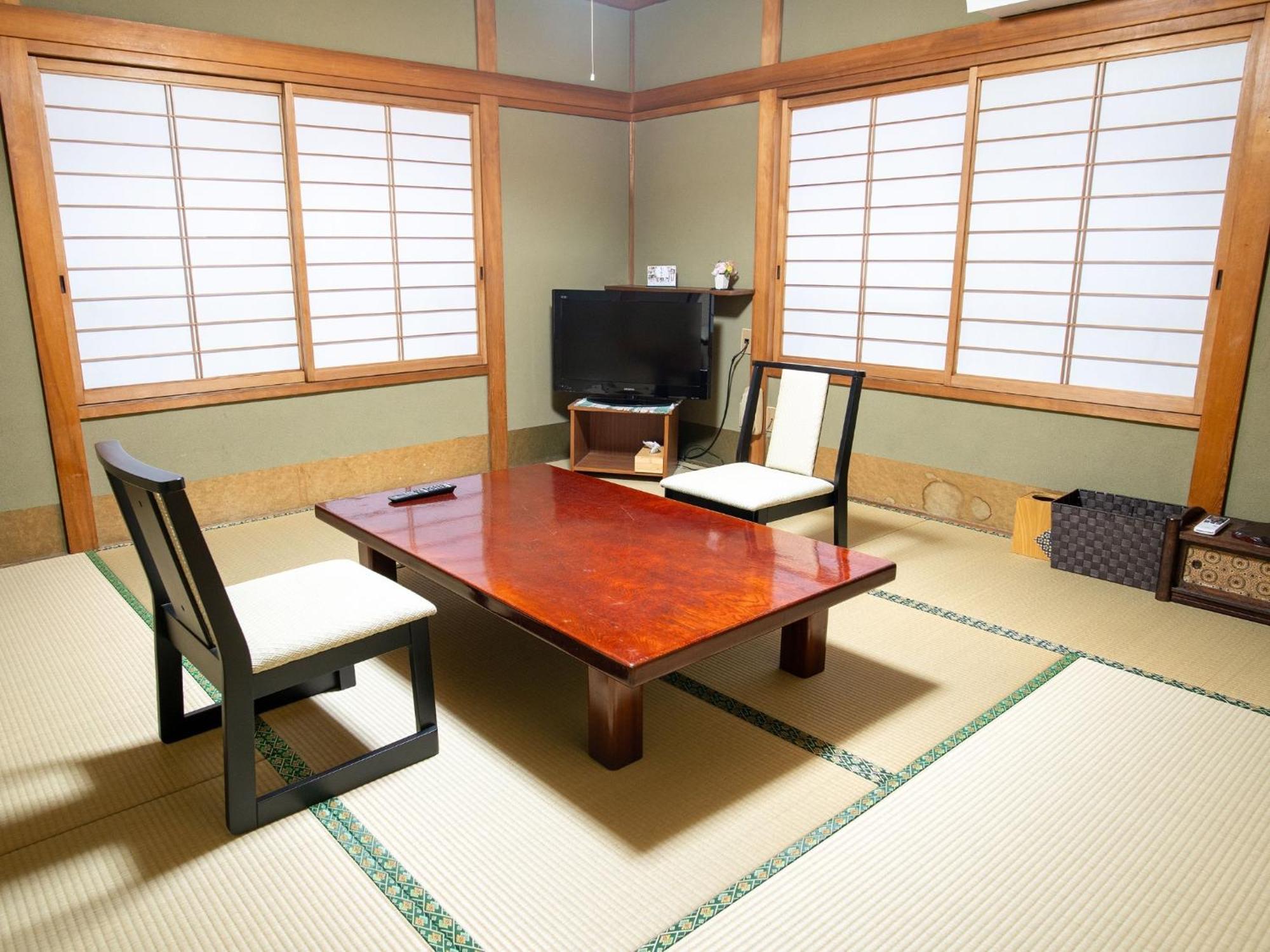 Takayanagi Ryokan - Vacation Stay 88528V Takamatsu Buitenkant foto